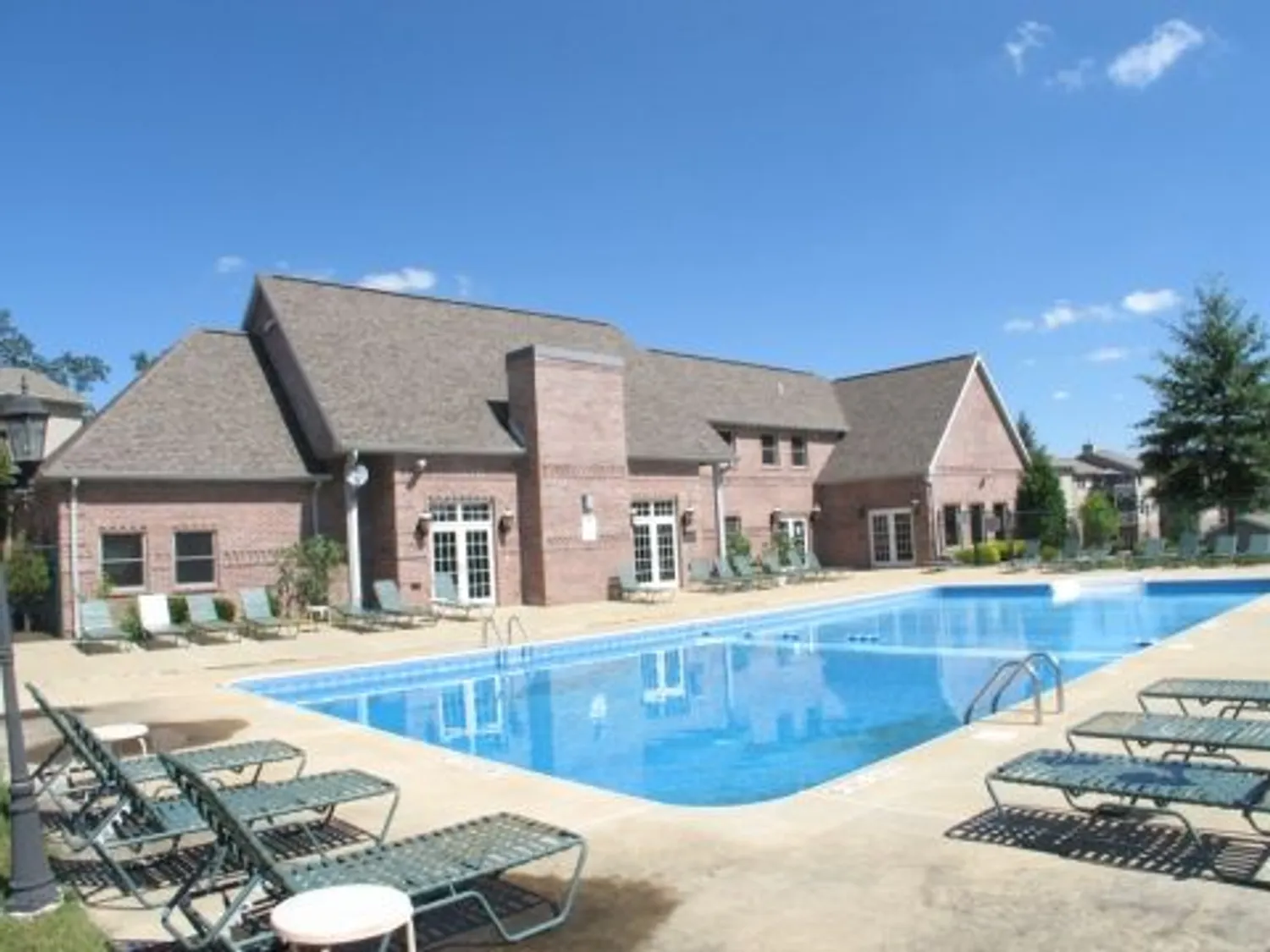 Stonecreek Apartmants